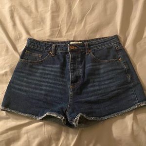 Button fly high waist shorts